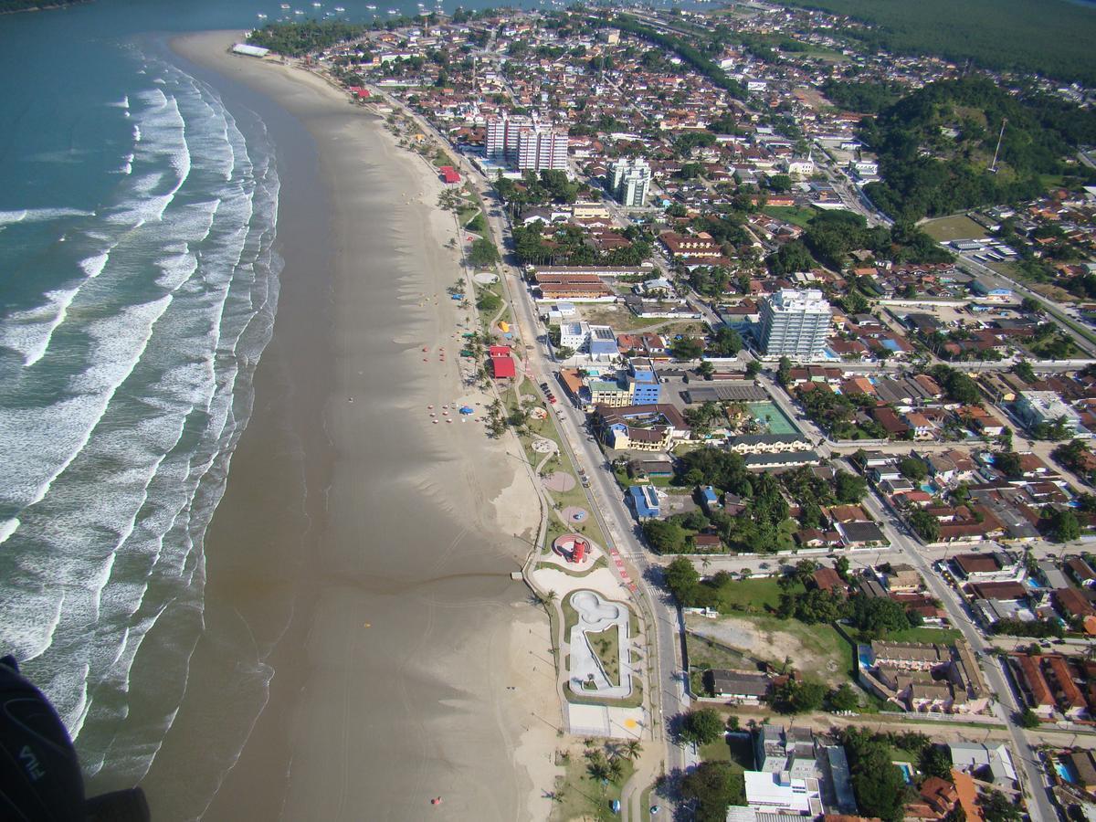 Pe Na Areia Pousada Bertioga Ngoại thất bức ảnh